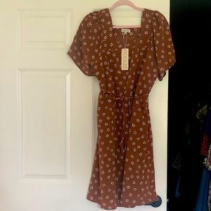 NWT Roolee brown floral short sleeve dress